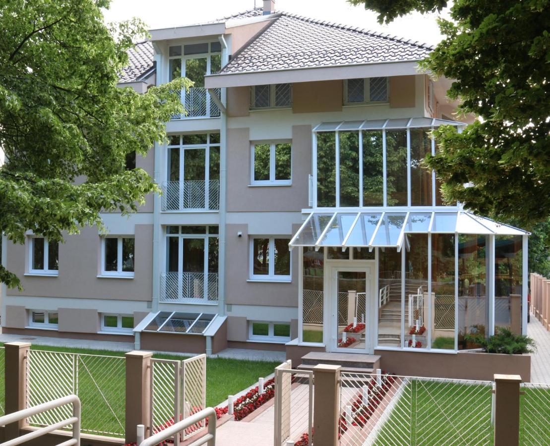 Grand Park Rooms & Apartments Τσάτσακ Εξωτερικό φωτογραφία