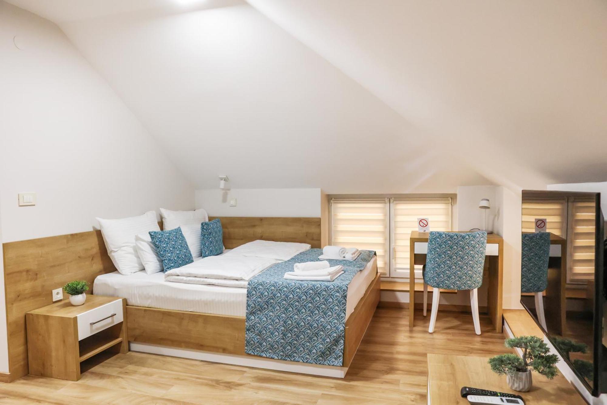 Grand Park Rooms & Apartments Τσάτσακ Εξωτερικό φωτογραφία
