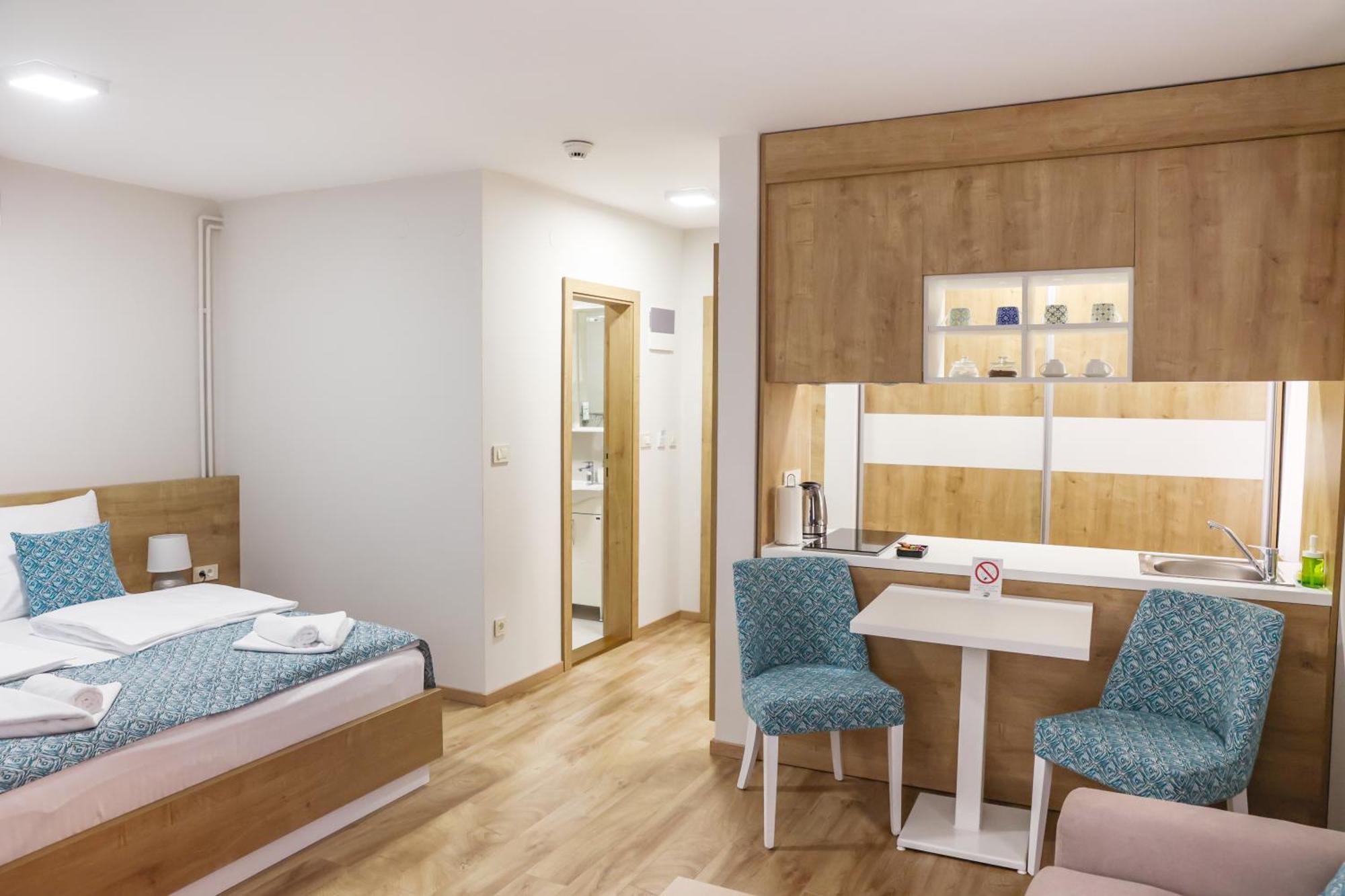 Grand Park Rooms & Apartments Τσάτσακ Εξωτερικό φωτογραφία