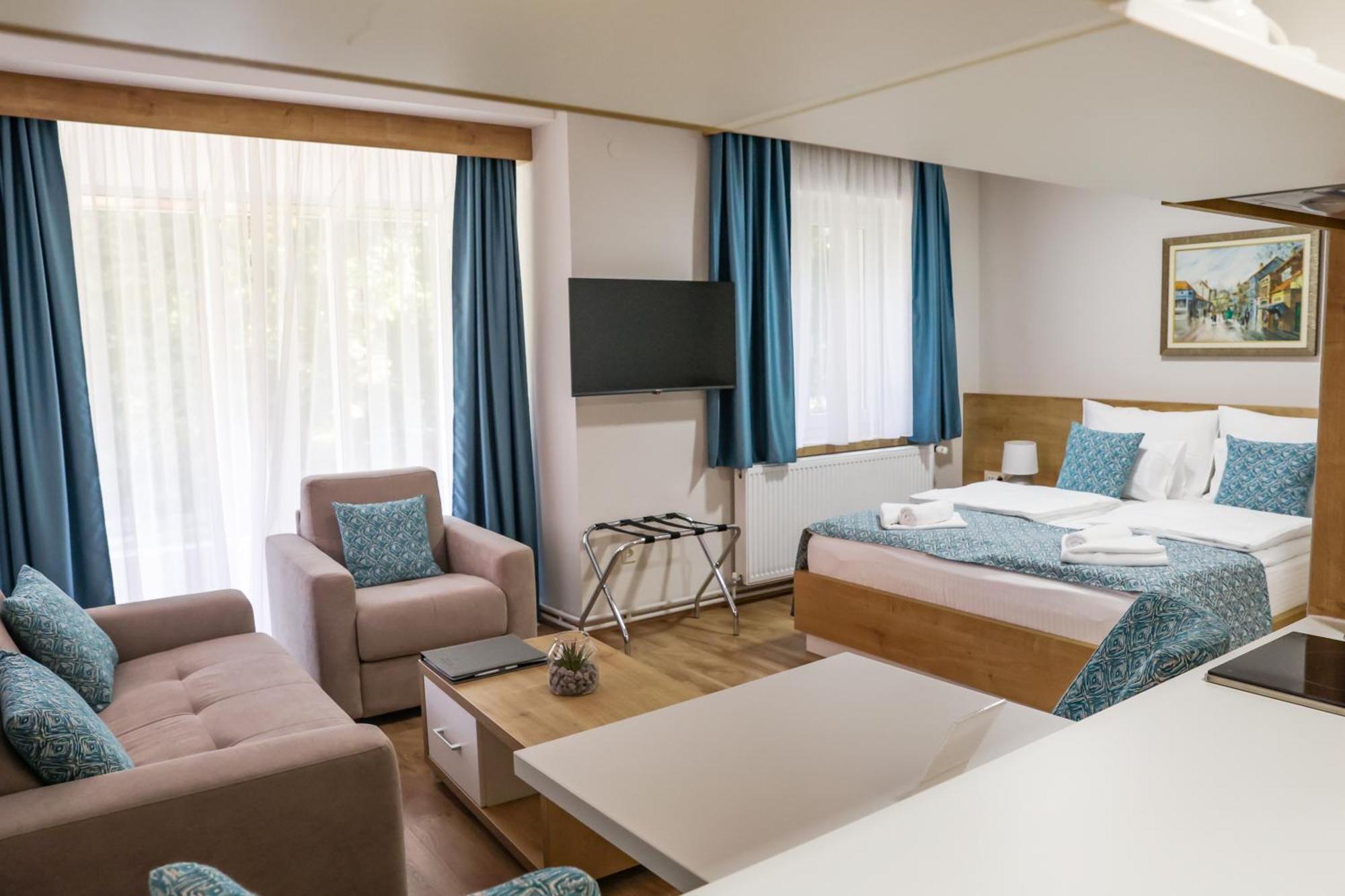 Grand Park Rooms & Apartments Τσάτσακ Εξωτερικό φωτογραφία